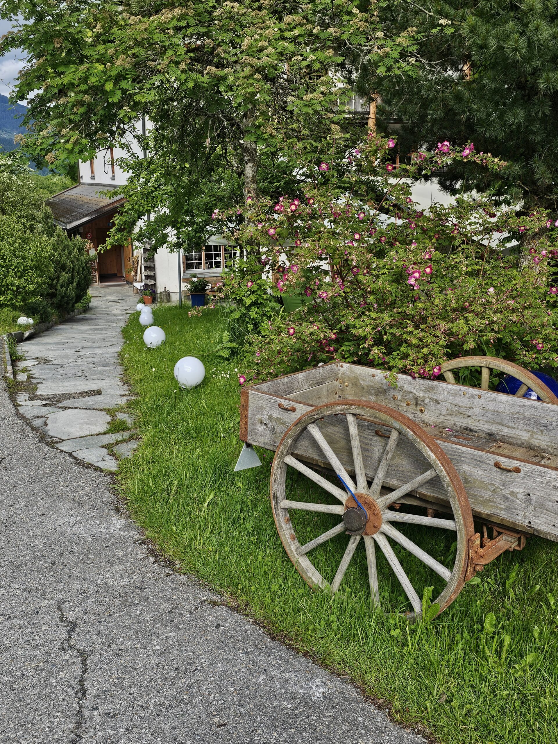 Die Corpoaziun ist Eigentümerin des Hotels Ucliva.